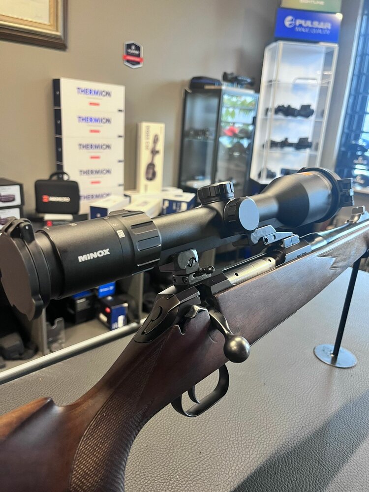 Mauser 94 7x64 /  incl. Minox 2-10x50 ACTIE SET