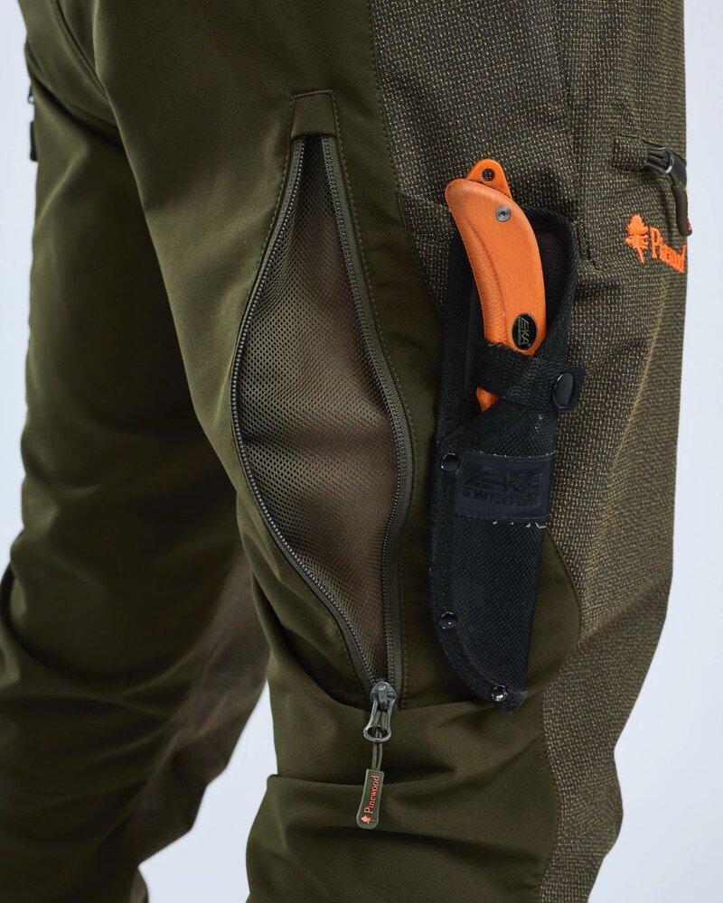 Pinewood Furudal thorn resist light TRS-C