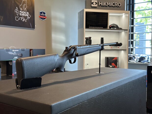 Blaser R8 Black edition .30-06